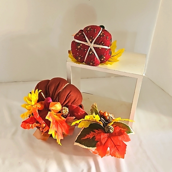 Hand Crafted Harvest Fabric Pumpkins 3Set Orange Farmhouse Handmade Autum Decor - Picture 14 of 17